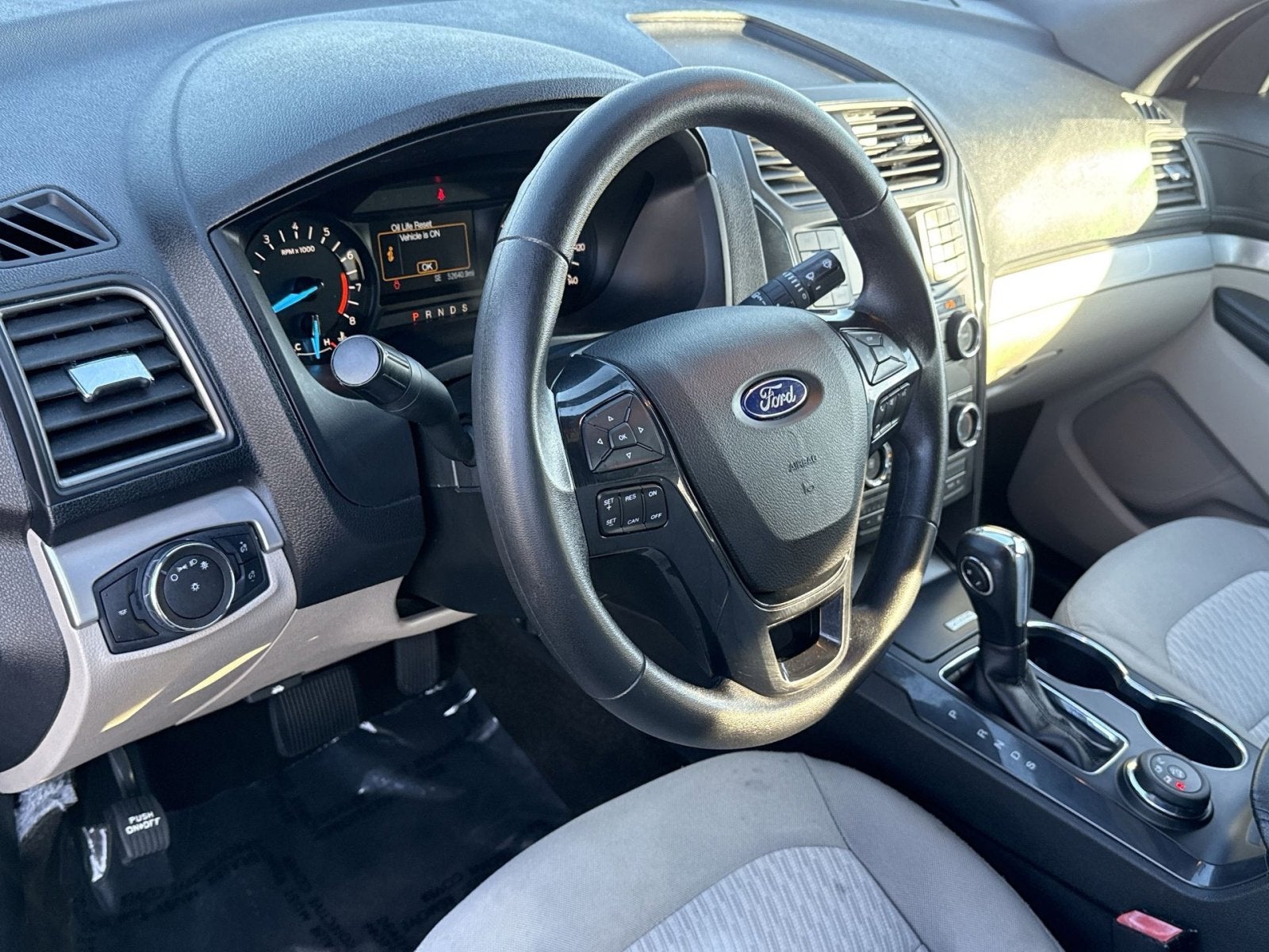 2018 Ford Explorer Base