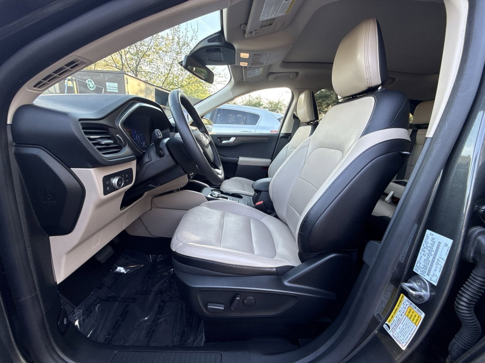 2020 Ford Escape Hybrid Titanium