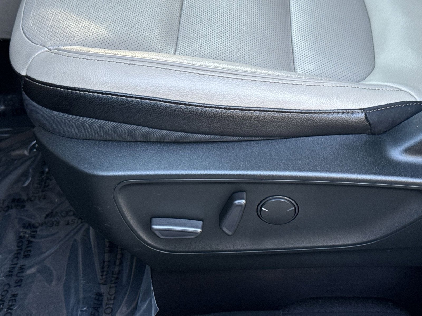 2020 Ford Escape Hybrid Titanium