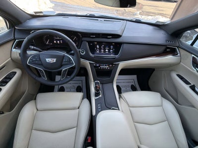 2017 Cadillac XT5 Luxury