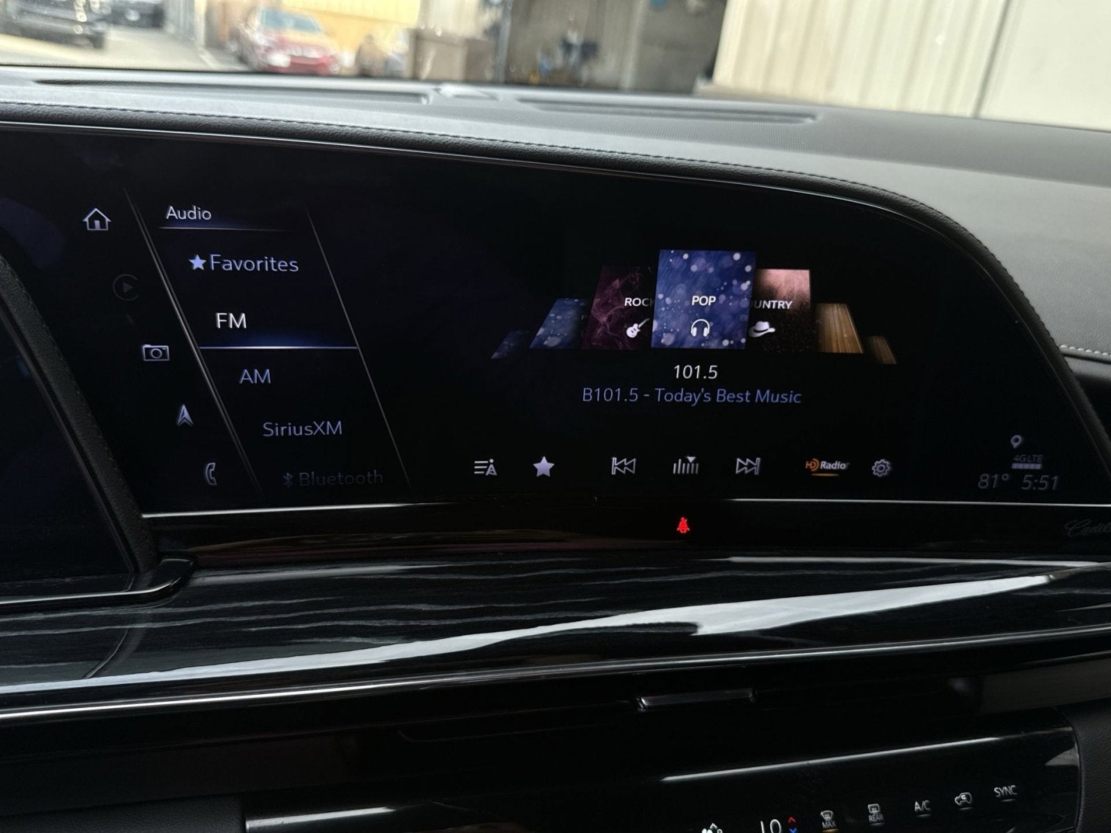 2023 Cadillac Escalade Sport