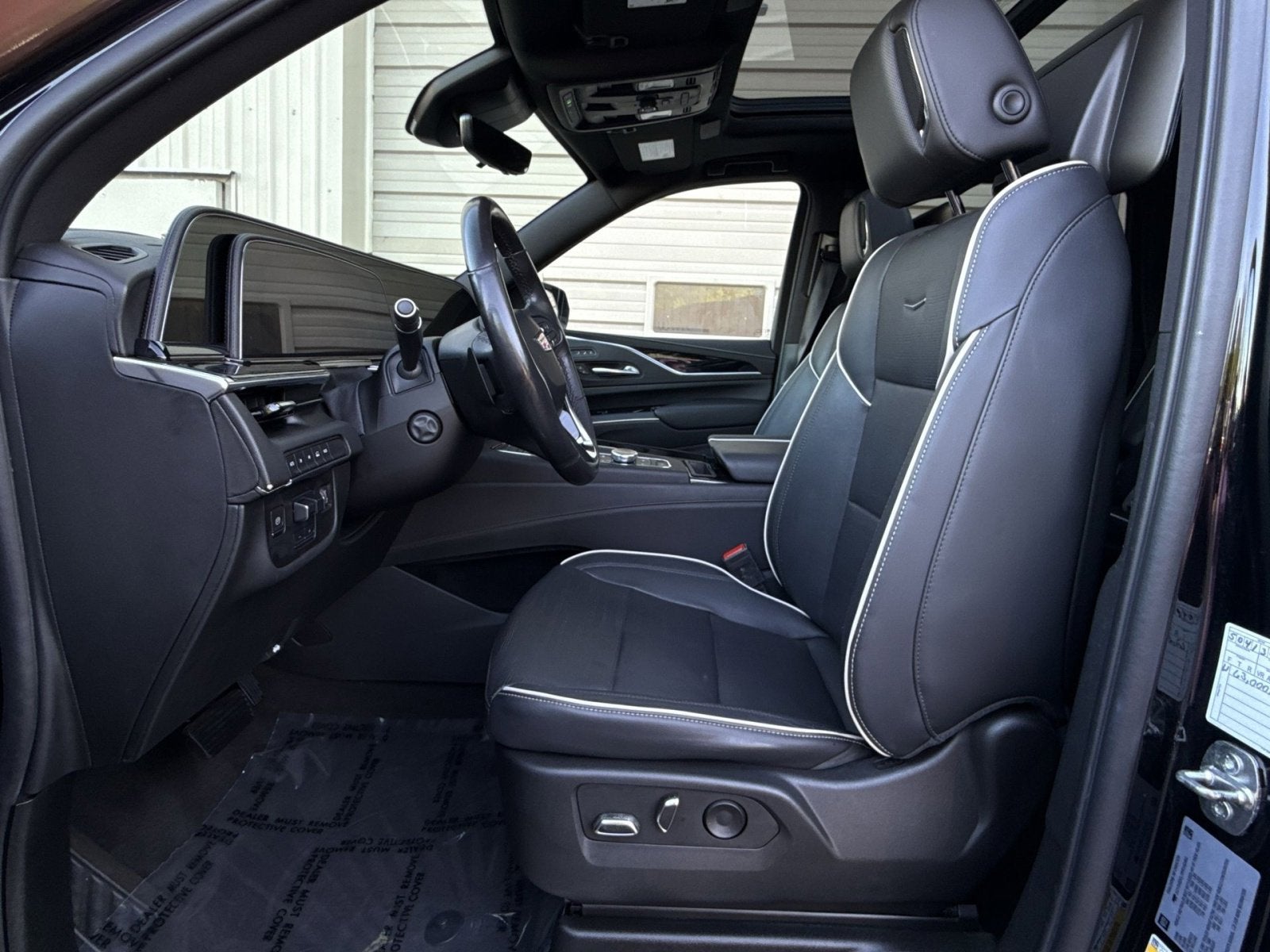 2023 Cadillac Escalade Sport