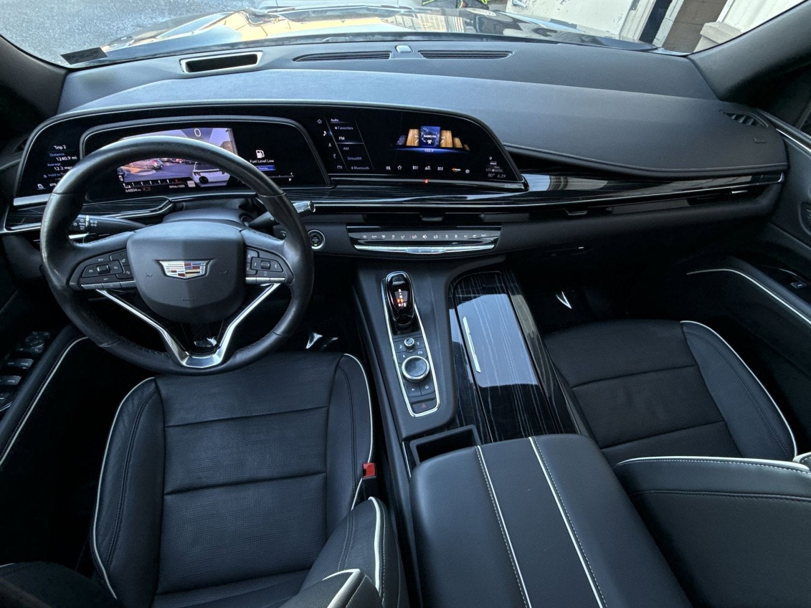 2023 Cadillac Escalade Sport