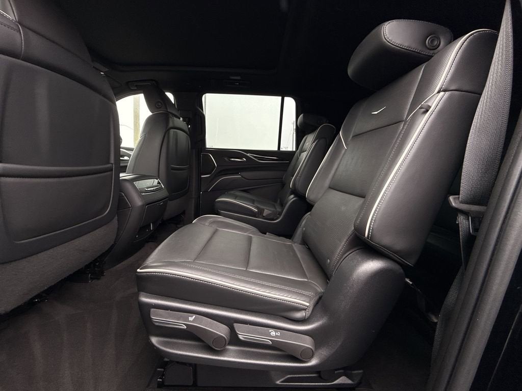 2023 Cadillac Escalade ESV Sport