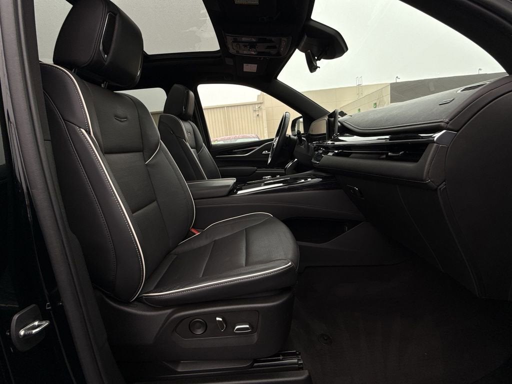 2023 Cadillac Escalade ESV Sport