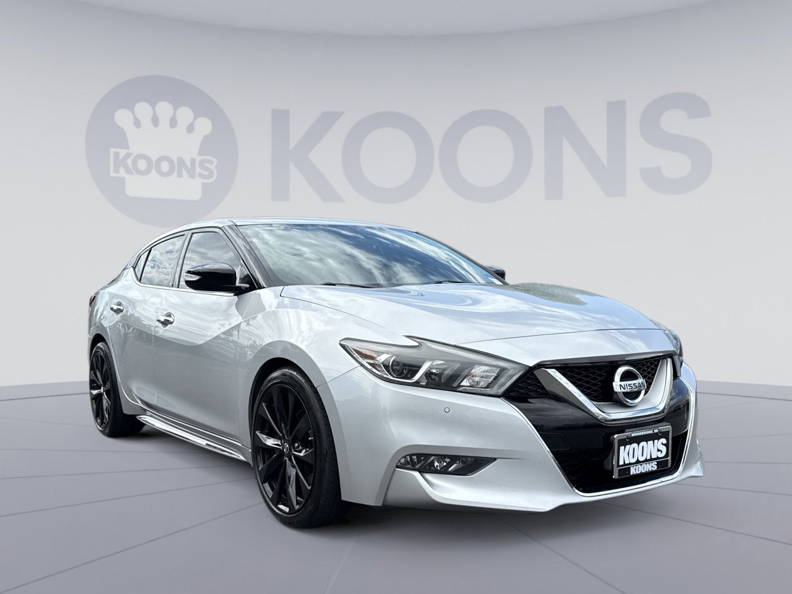 2017 Nissan Maxima SR