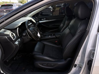 2017 Nissan Maxima SR