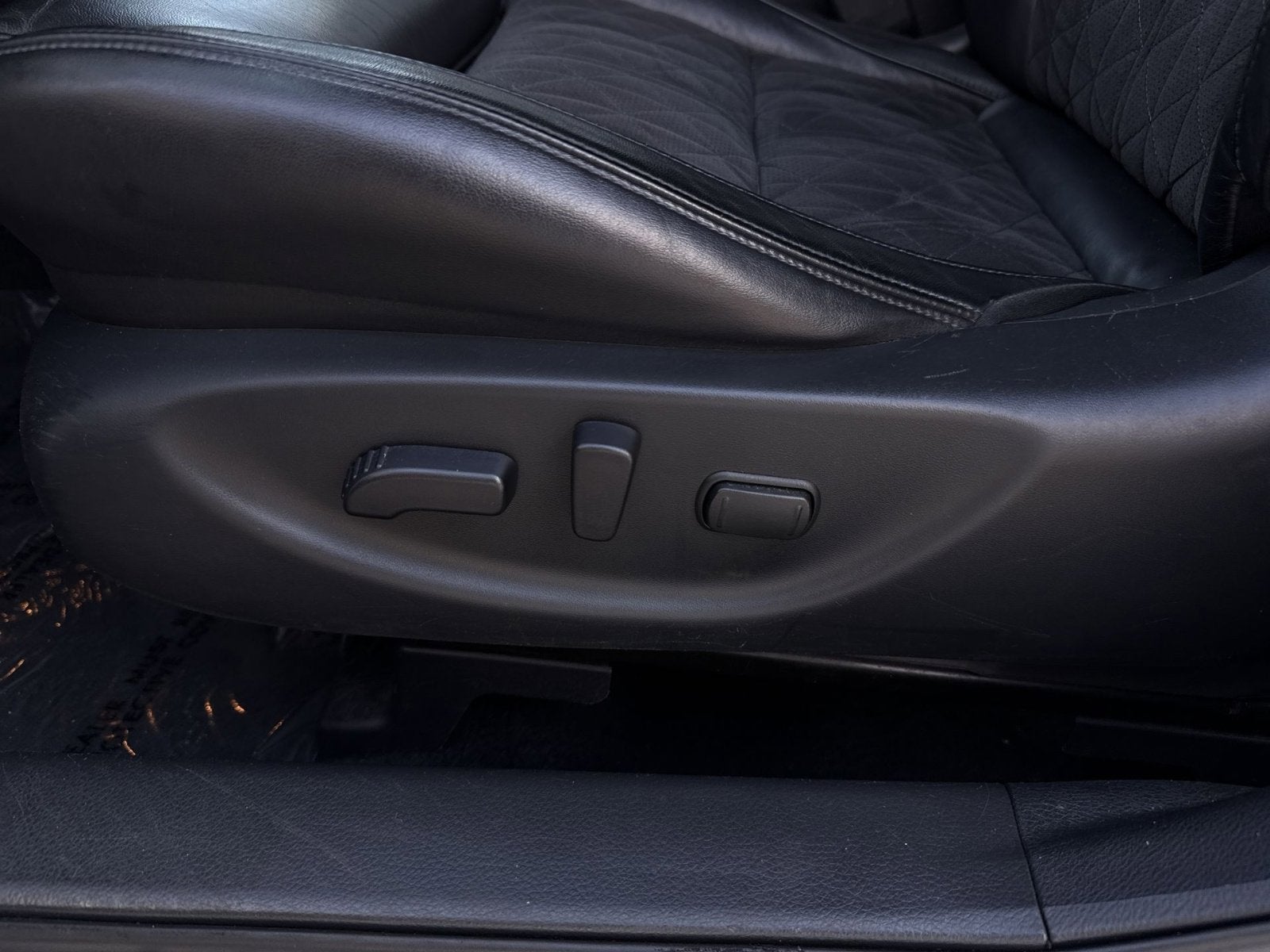 2017 Nissan Maxima SR