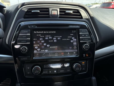 2017 Nissan Maxima SR