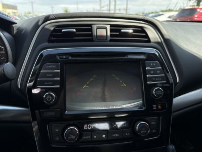 2017 Nissan Maxima SR
