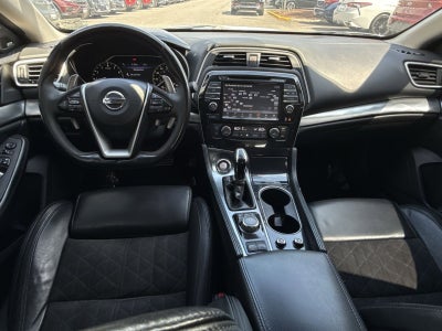 2017 Nissan Maxima SR