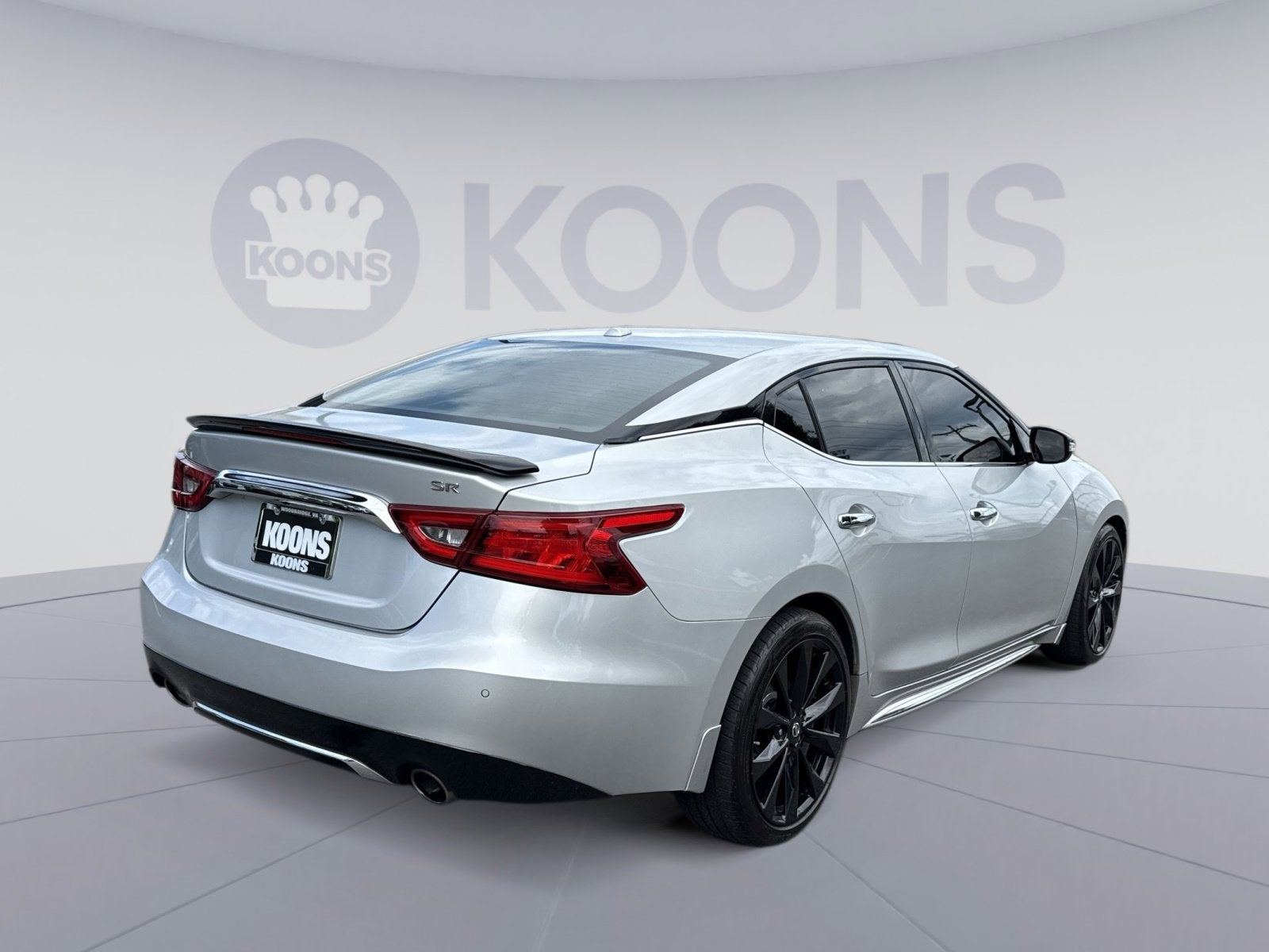 2017 Nissan Maxima SR