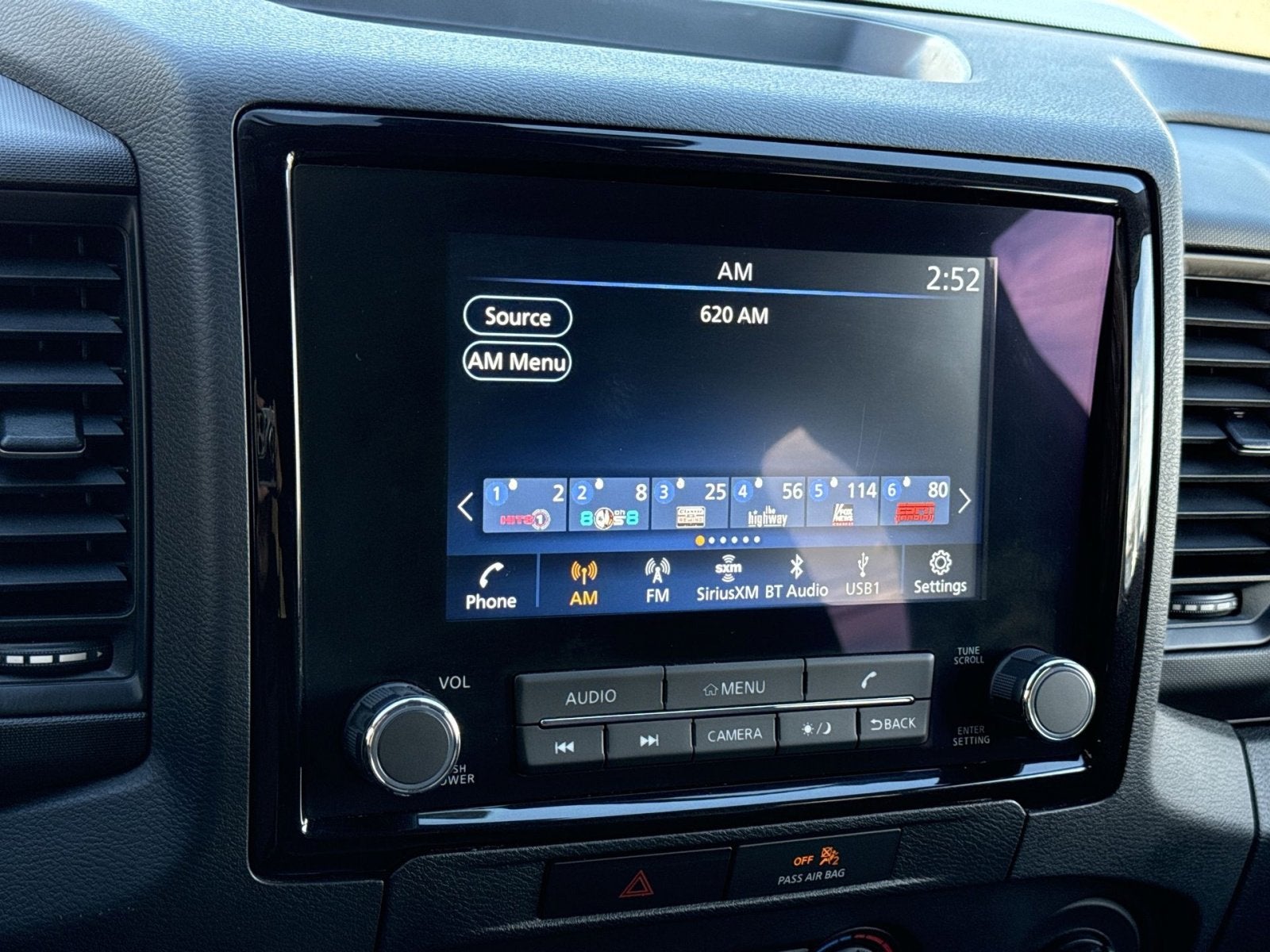 2022 Nissan Frontier S