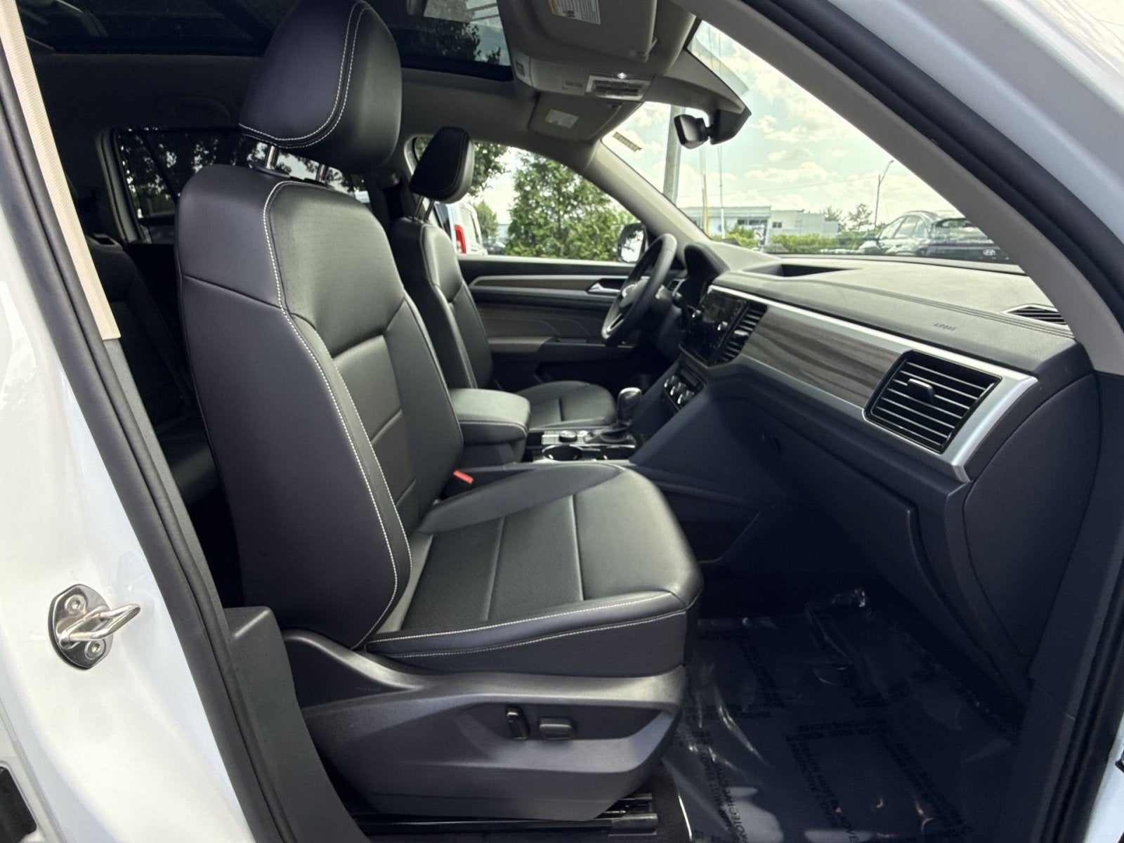 2023 Volkswagen Atlas 2.0T SEL