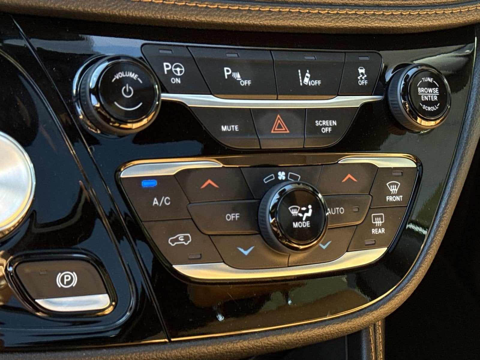 2021 Chrysler Pacifica Hybrid Pinnacle