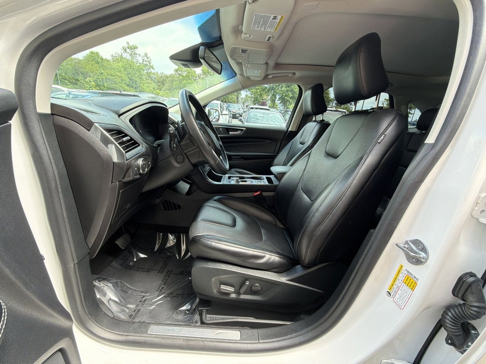 2022 Ford Edge Titanium