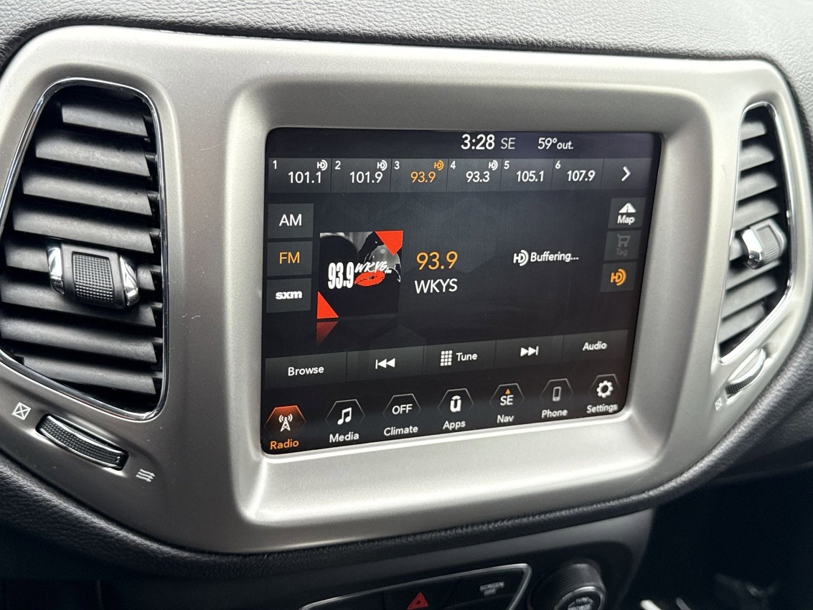 2017 Jeep New Compass Latitude
