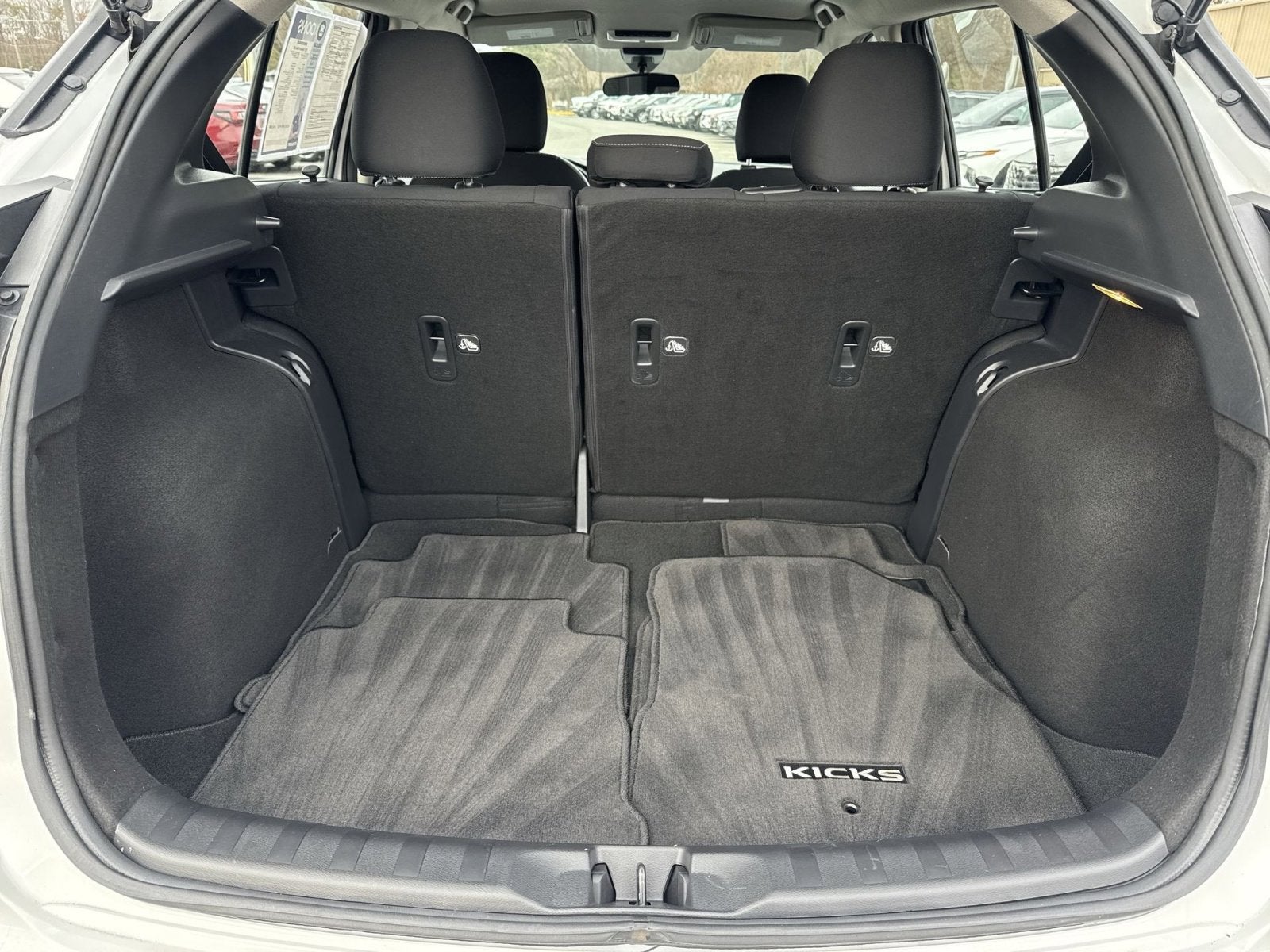 2021 Nissan Kicks SV