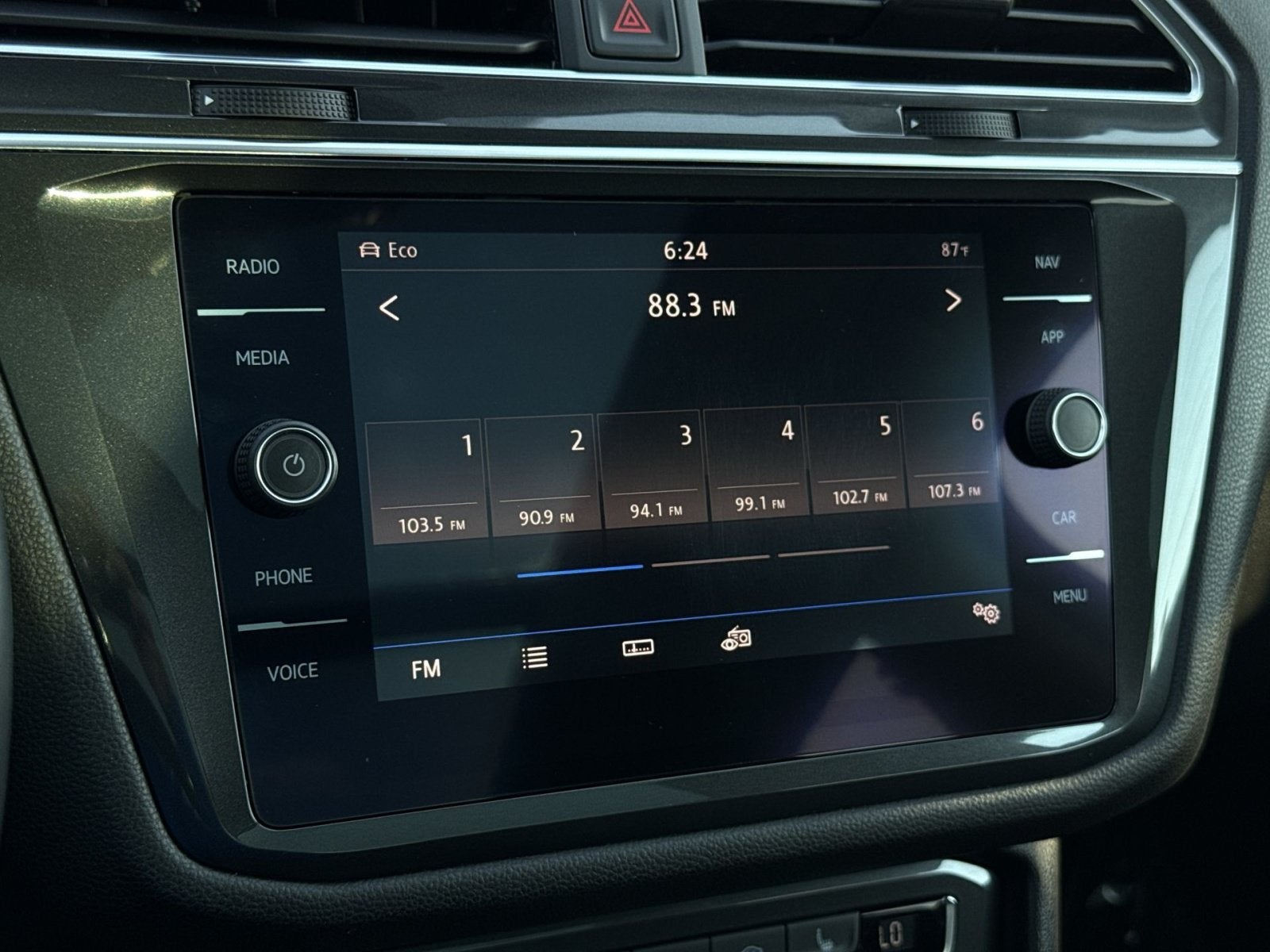 2018 Volkswagen Tiguan 2.0T SEL