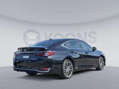 2022 Lexus ES 300h