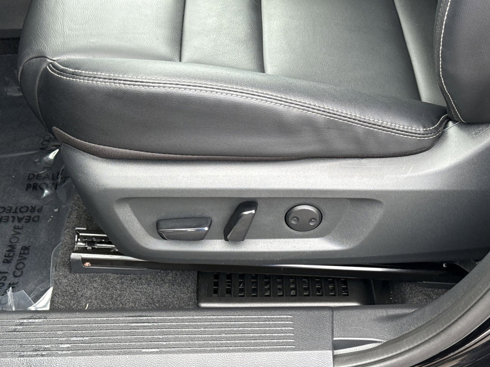 2026 Nissan Rogue SL