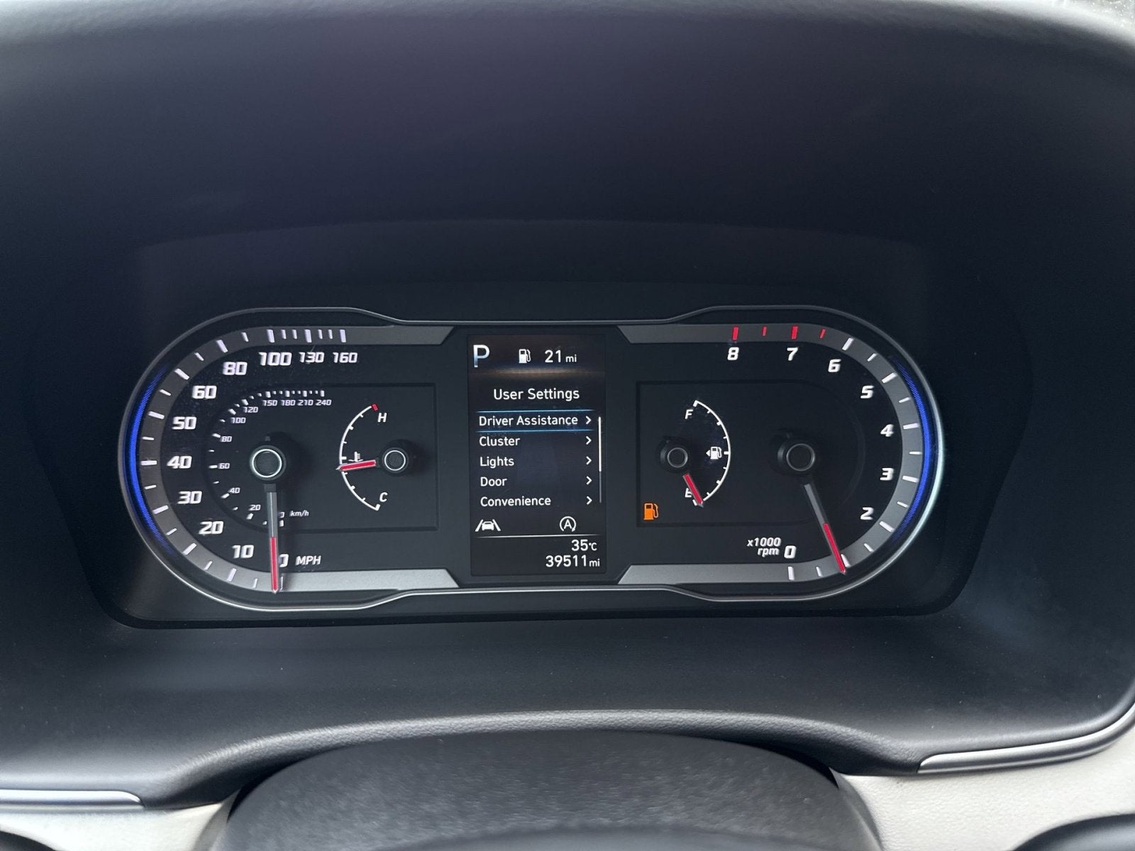 2023 Hyundai TUCSON SE
