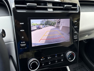 2023 Hyundai TUCSON SE