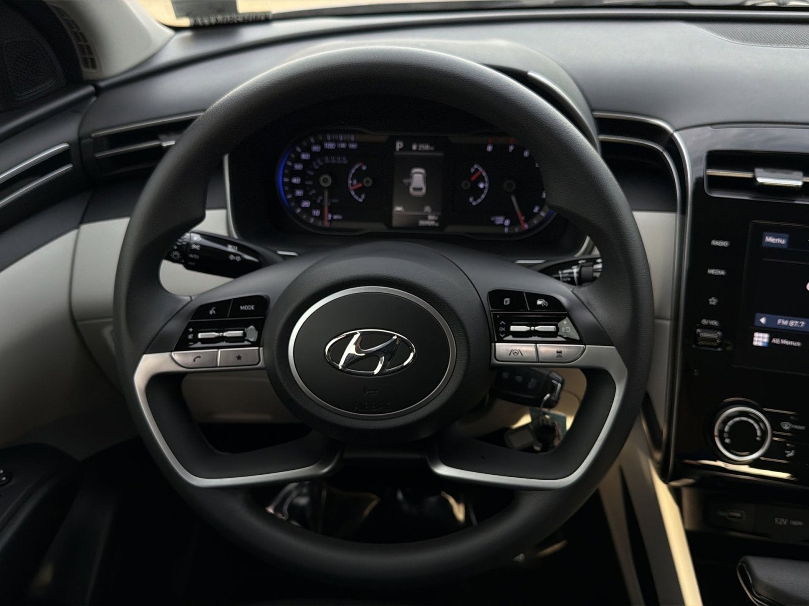 2024 Hyundai TUCSON SE