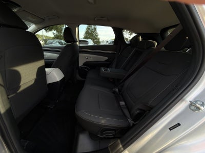 2024 Hyundai TUCSON SE