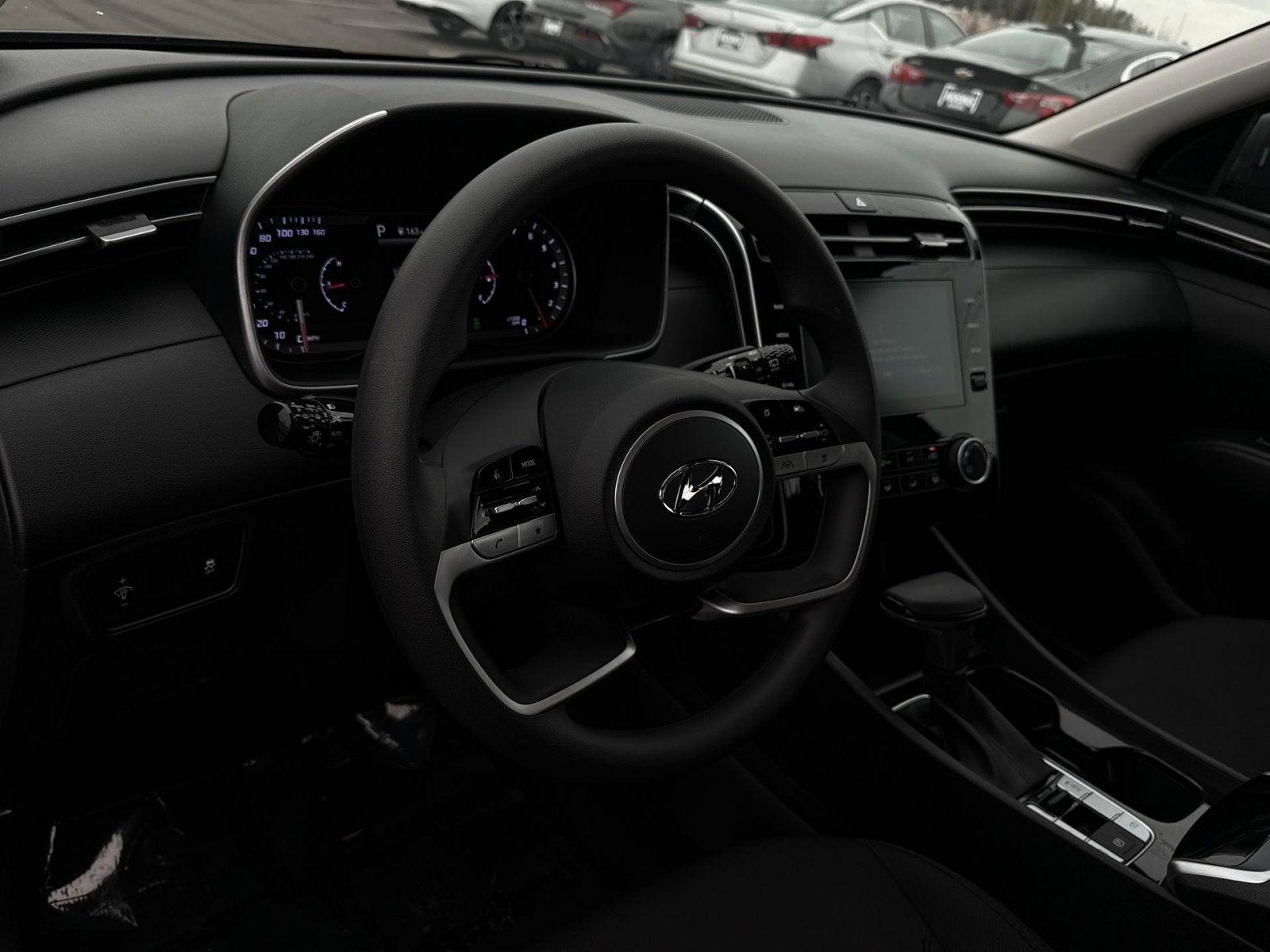 2023 Hyundai TUCSON SE