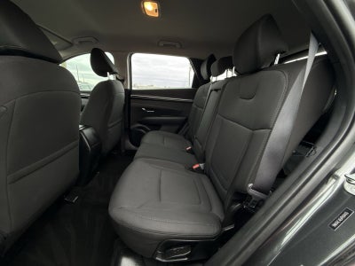 2023 Hyundai TUCSON SE