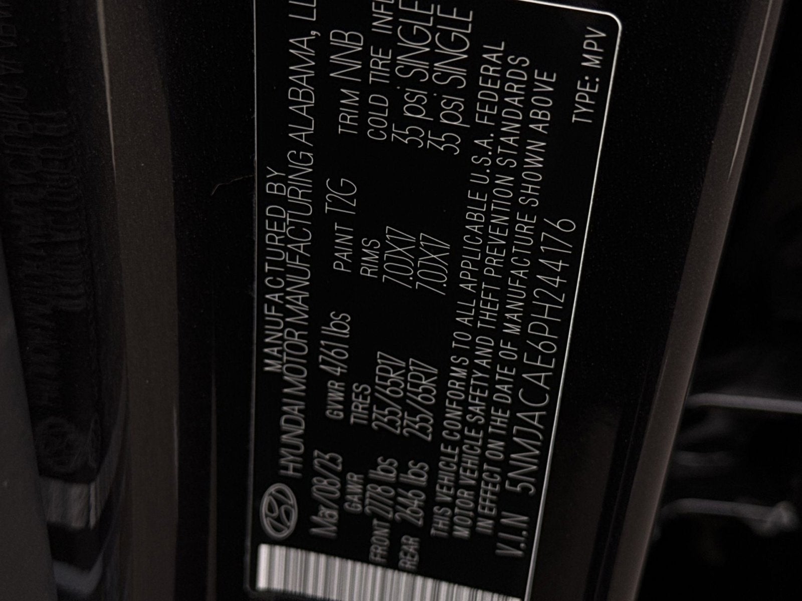 2023 Hyundai TUCSON SE