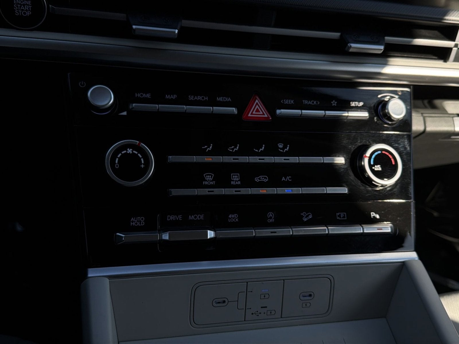 2024 Hyundai SANTA FE SE