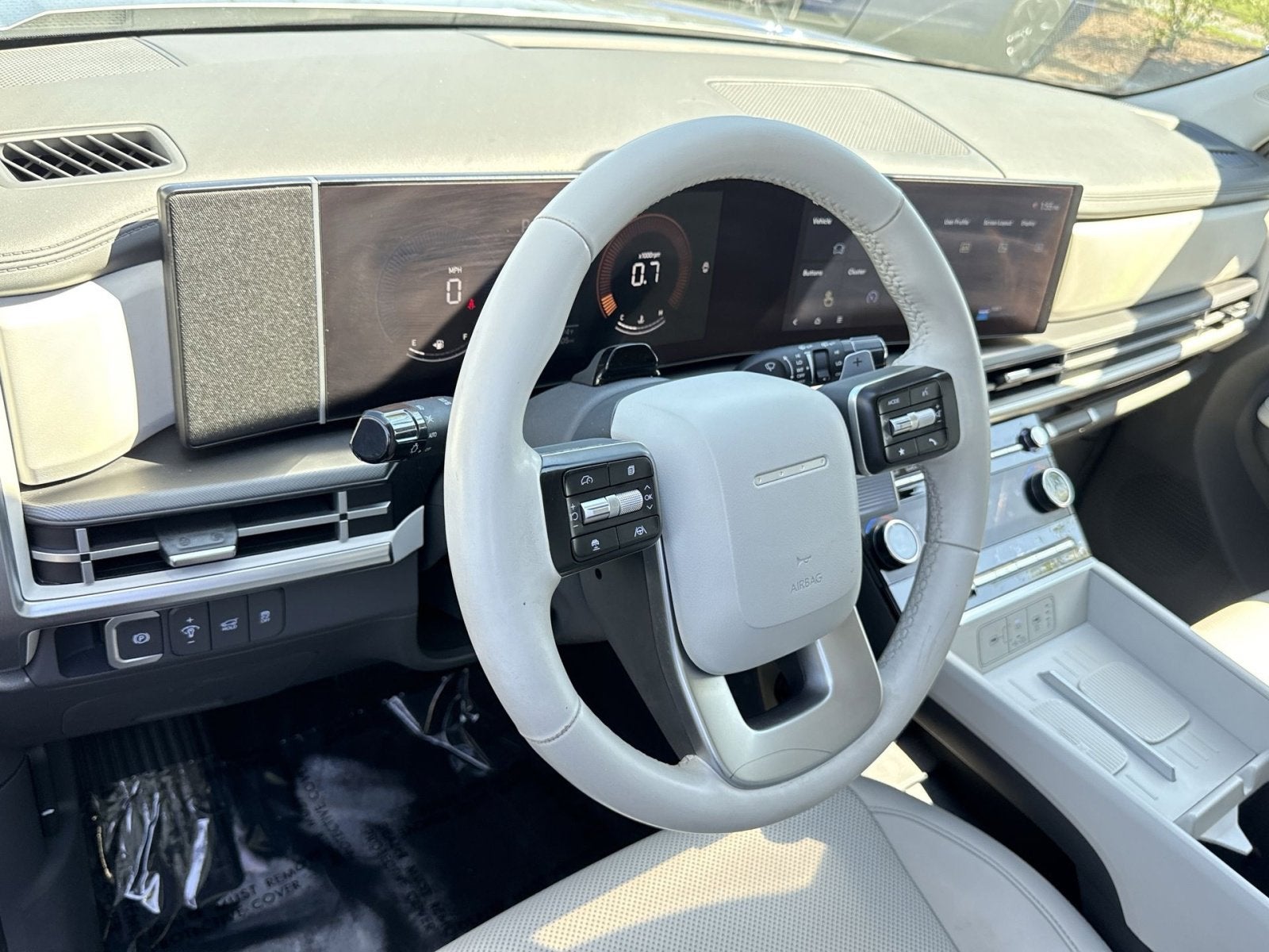 2025 Hyundai SANTA FE SEL