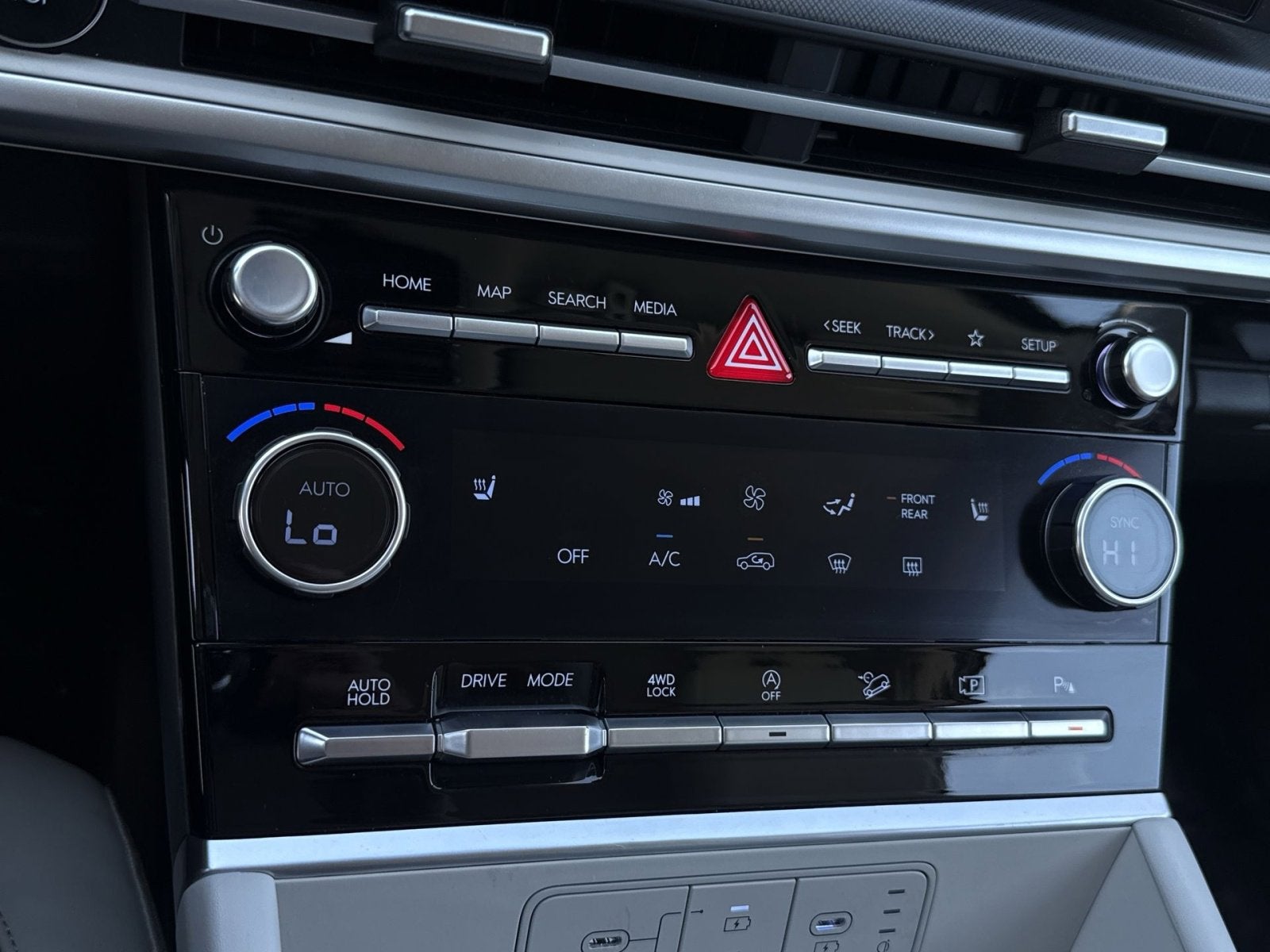 2025 Hyundai SANTA FE SEL