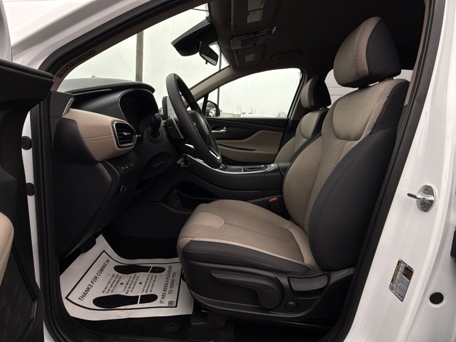 2023 Hyundai SANTA FE SE