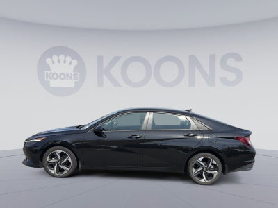 2023 Hyundai ELANTRA SEL