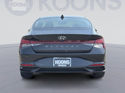 2023 Hyundai ELANTRA SEL
