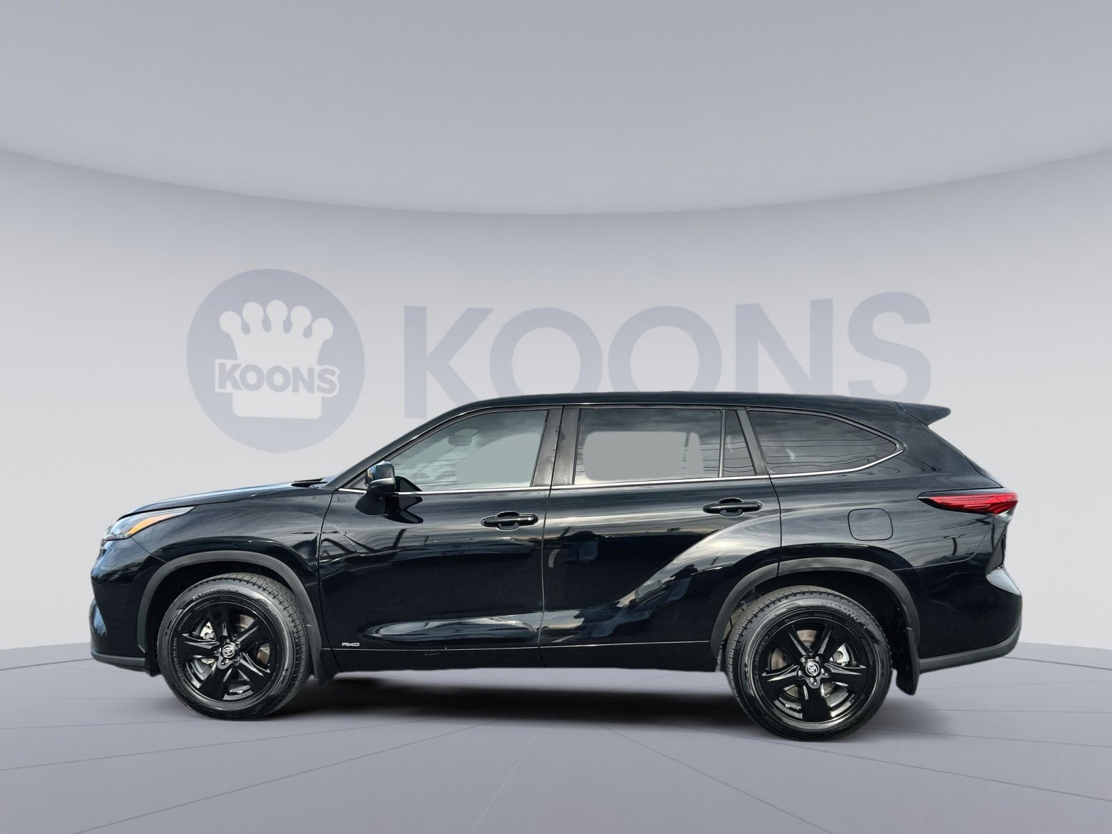 2023 Toyota Highlander Hybrid LE