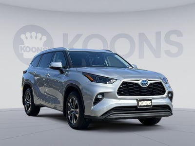 2022 Toyota Highlander Hybrid XLE
