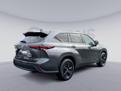 2024 Toyota Highlander LE