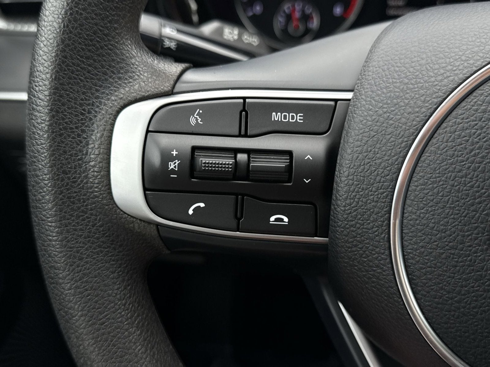 2024 Kia K5 LXS