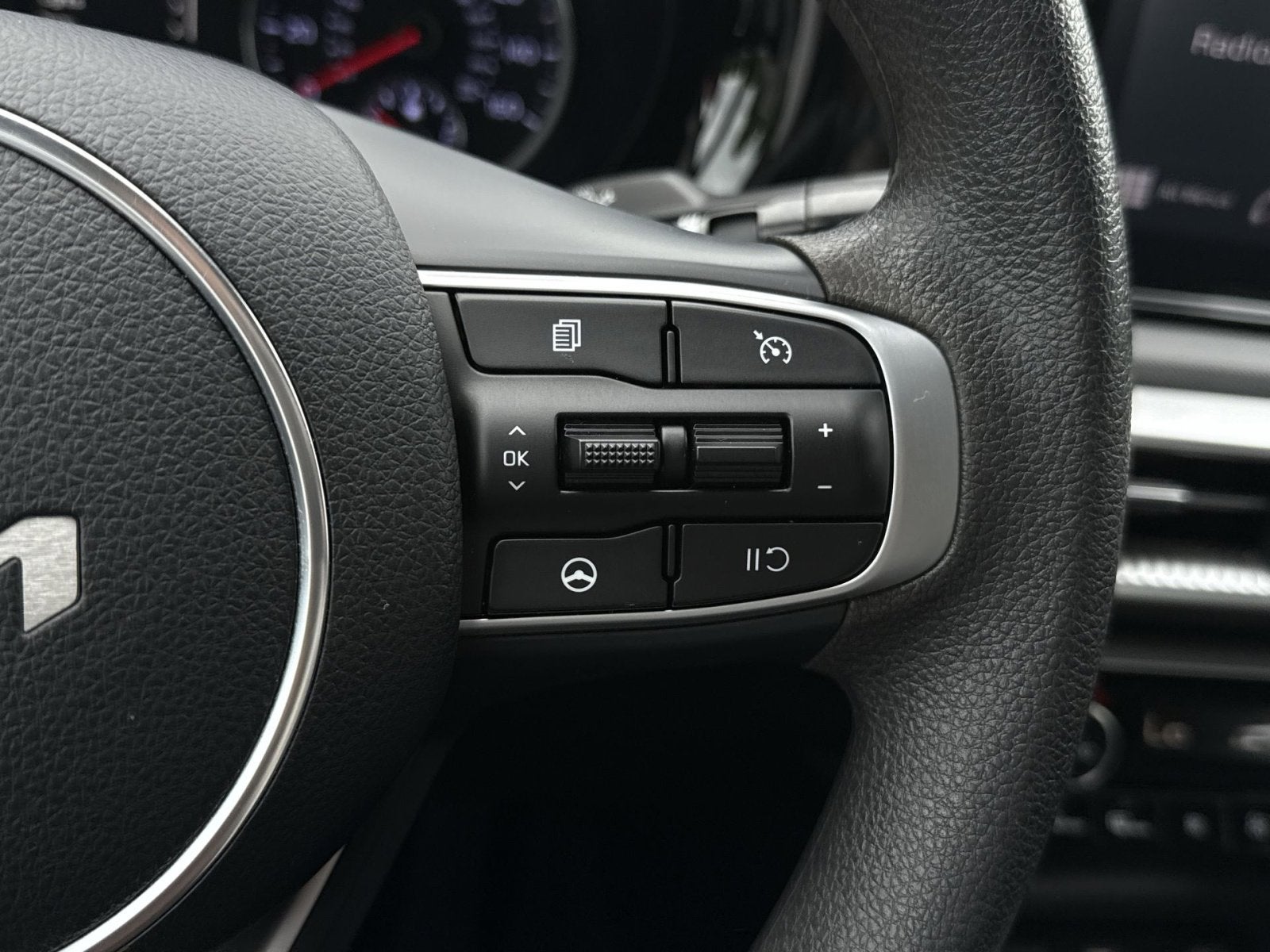 2024 Kia K5 LXS