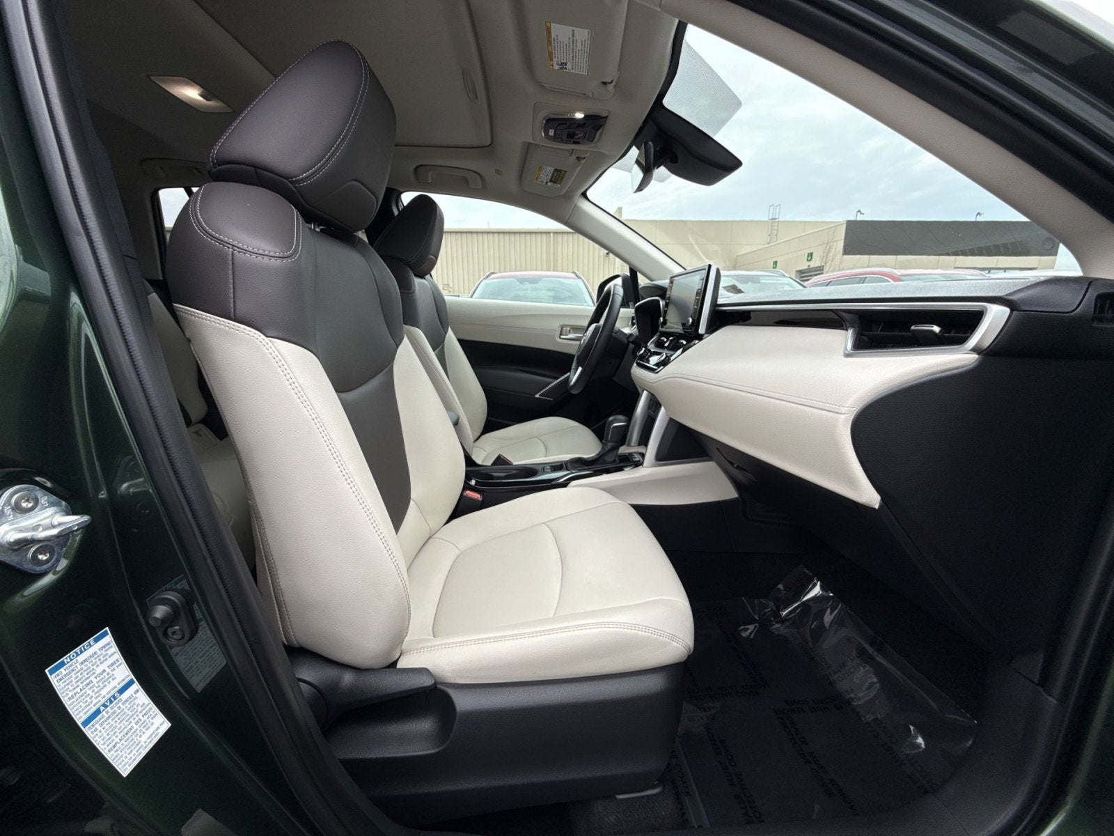 2022 Toyota Corolla Cross XLE