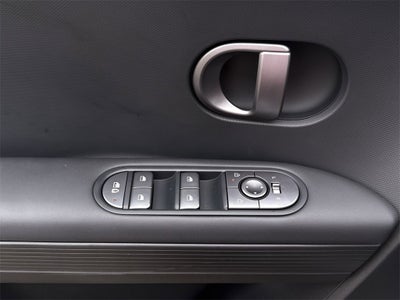 2025 Hyundai IONIQ 5 SE