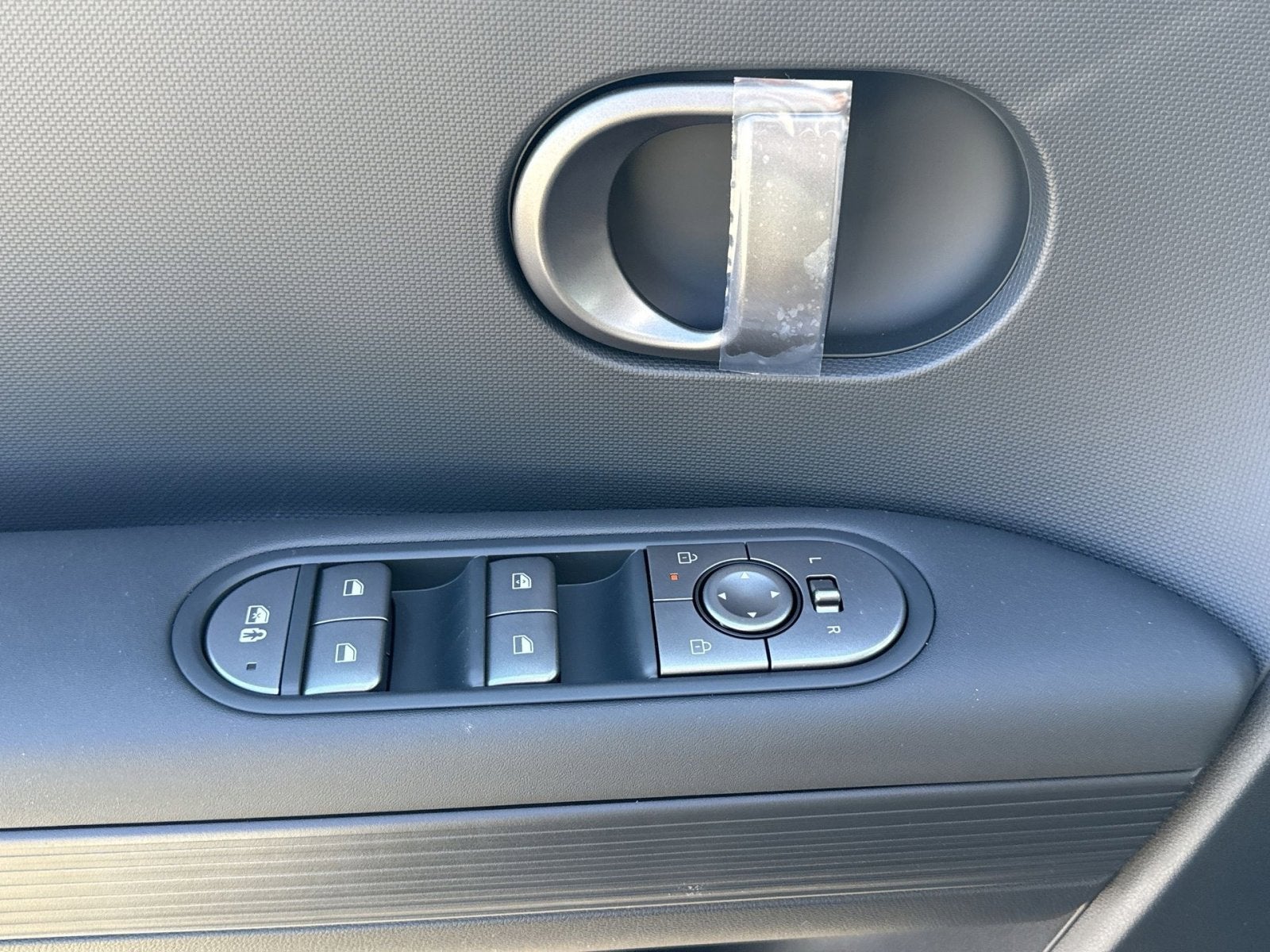 2025 Hyundai IONIQ 5 SE