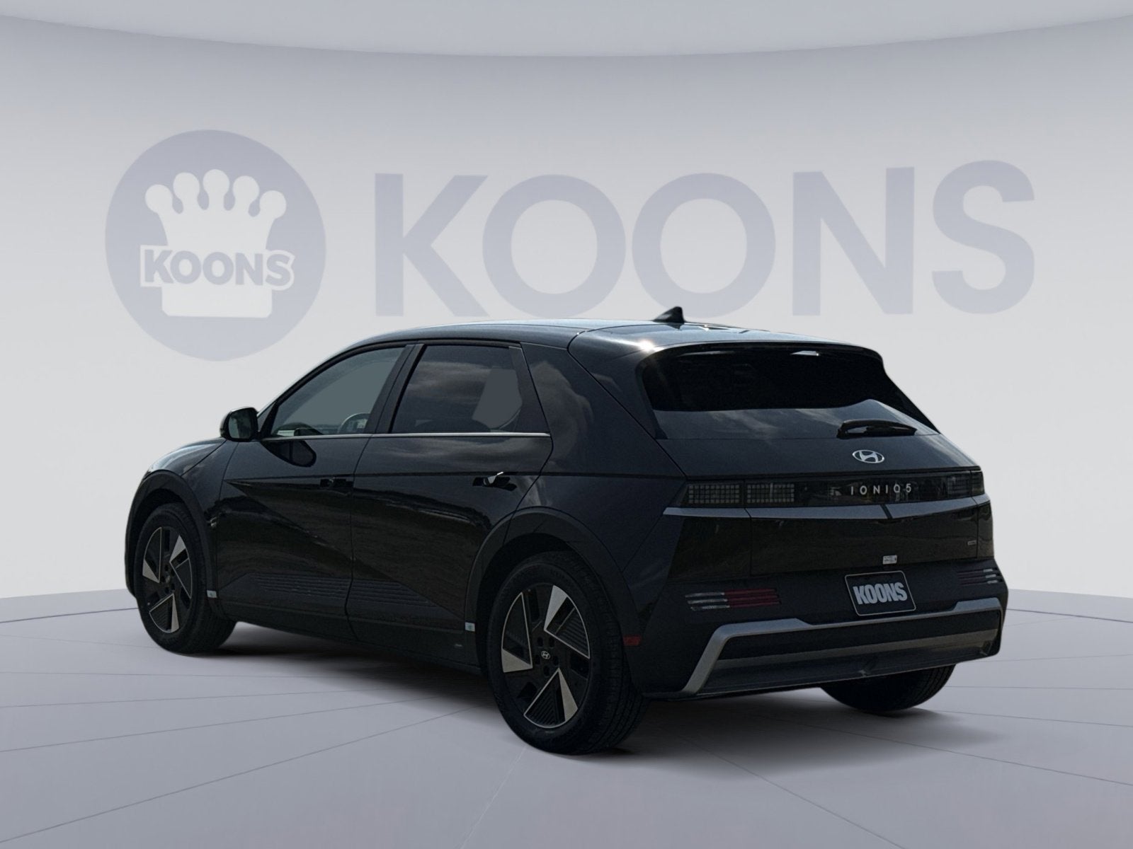 2025 Hyundai IONIQ 5 SE