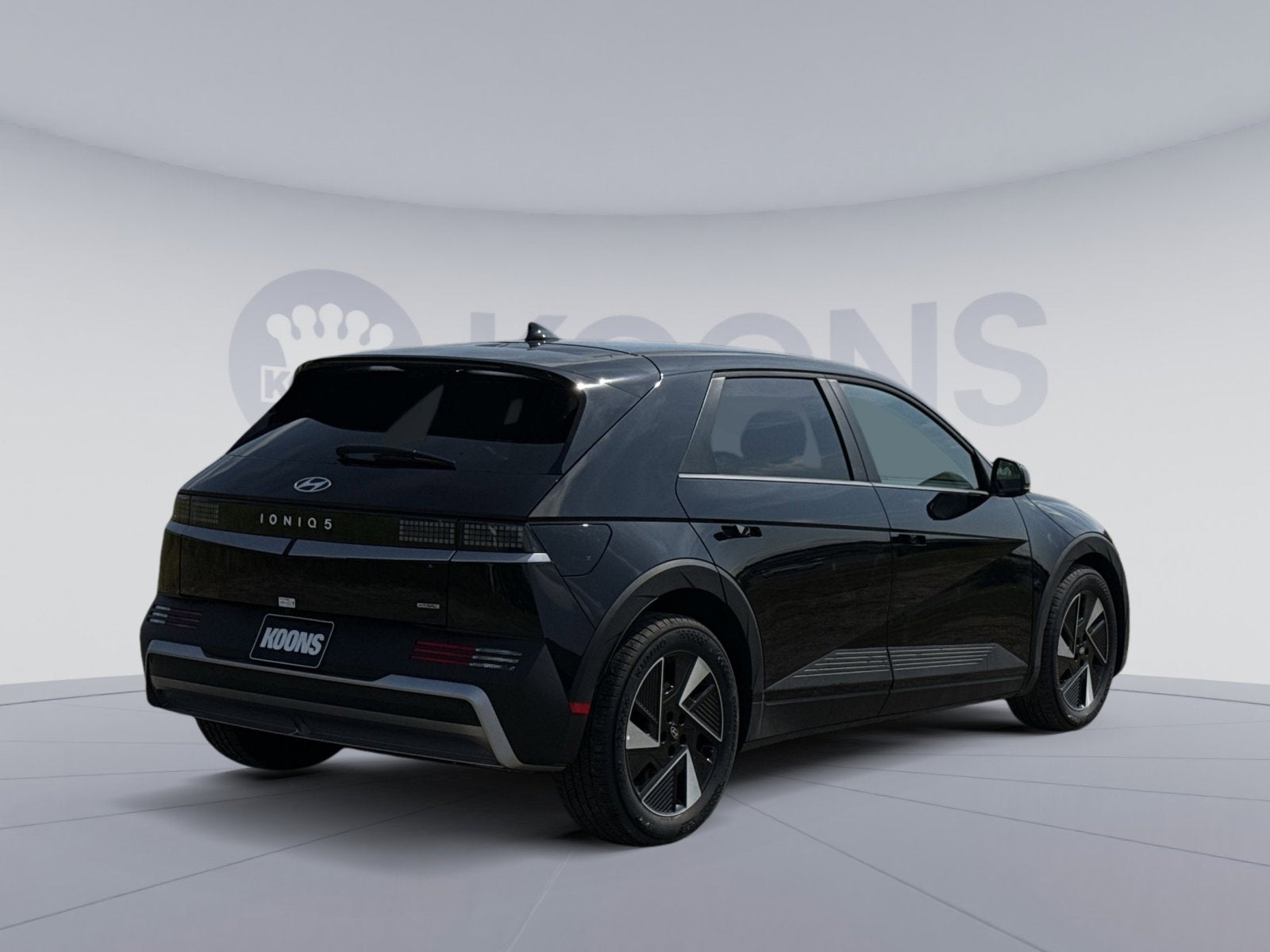 2025 Hyundai IONIQ 5 SE