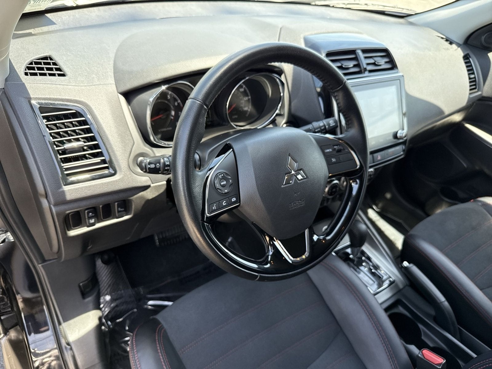 2024 Mitsubishi Outlander Sport ES