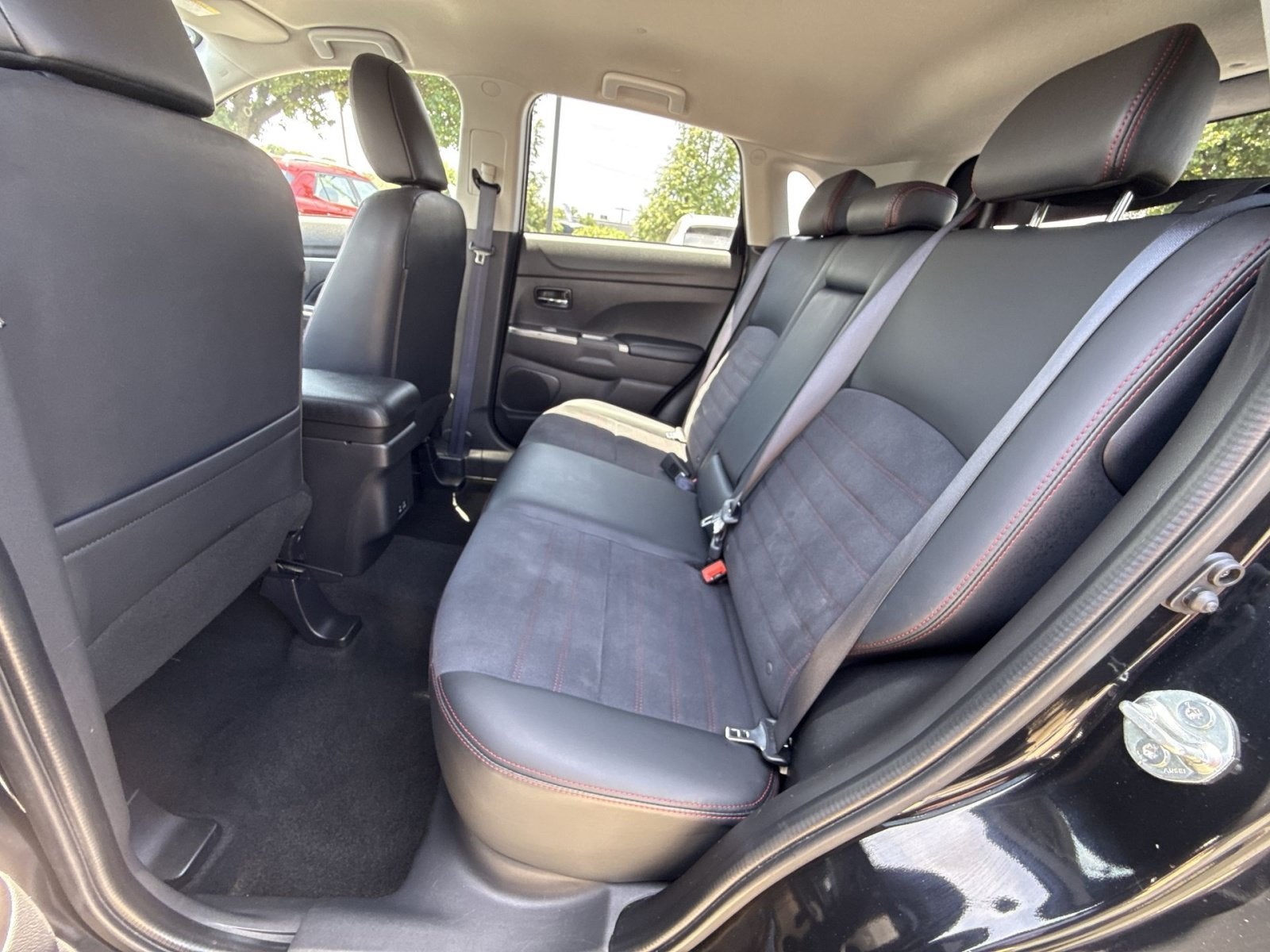 2024 Mitsubishi Outlander Sport ES